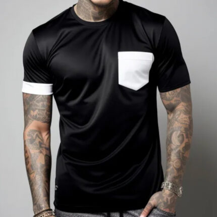 T-shirt in black and contrast white.